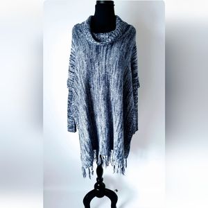 Love By Design Size XS - Sm Poncho Sweater Shawl Cape With Sleeves Fringe